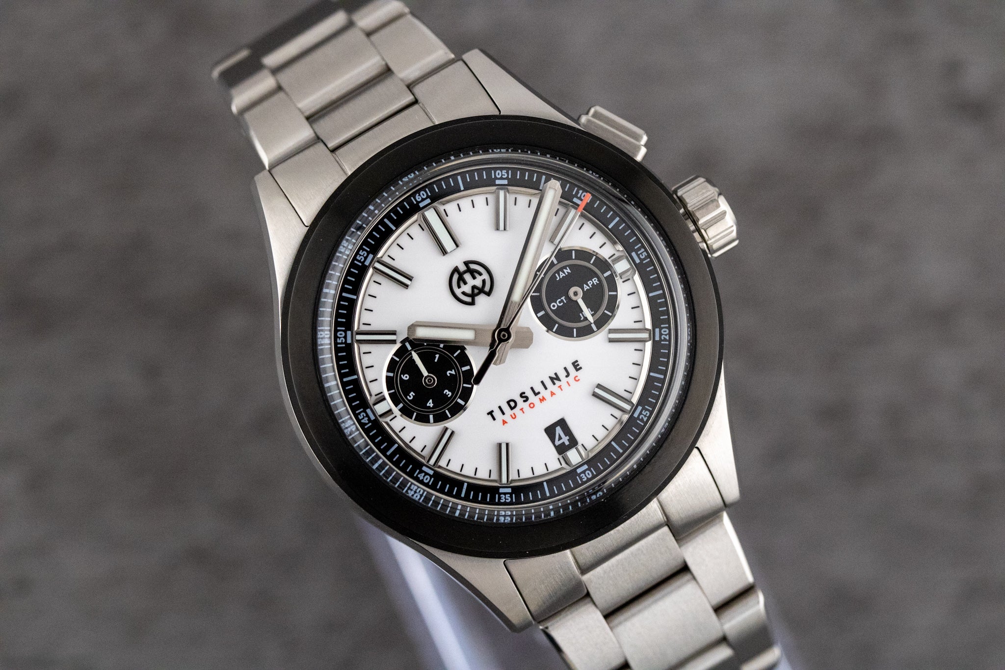 Henry Archer Vektor White Dial on Steel Tidslinje Complete