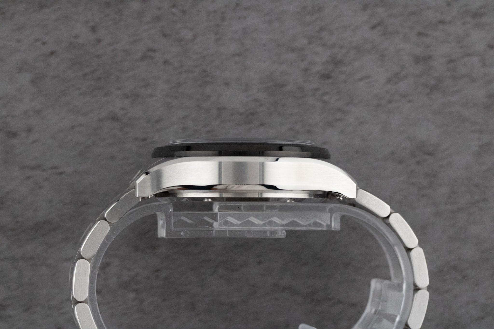 Henry Archer Vektor White Dial on Steel Tidslinje Complete