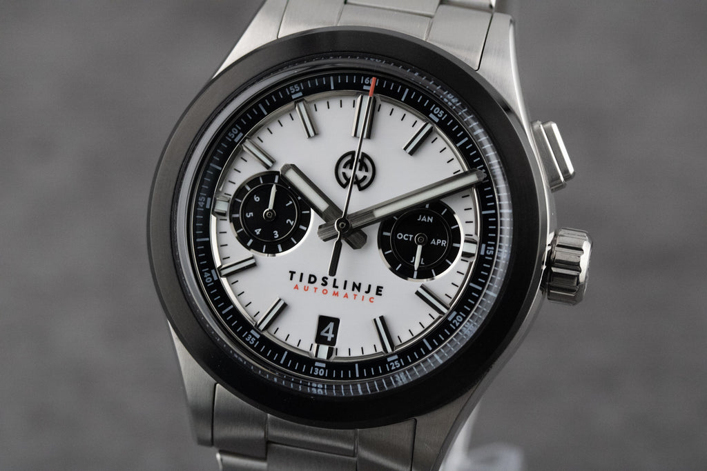 Henry Archer Vektor White Dial on Steel Tidslinje Complete