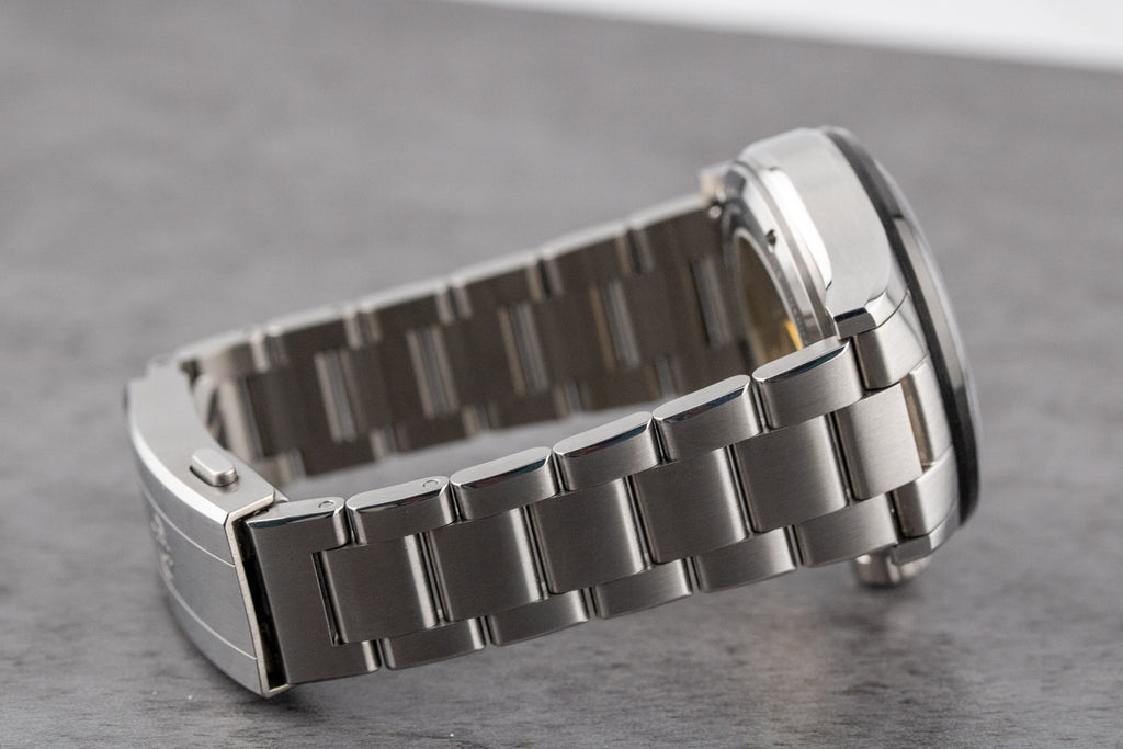 Henry Archer Vektor White Dial on Steel Tidslinje Complete