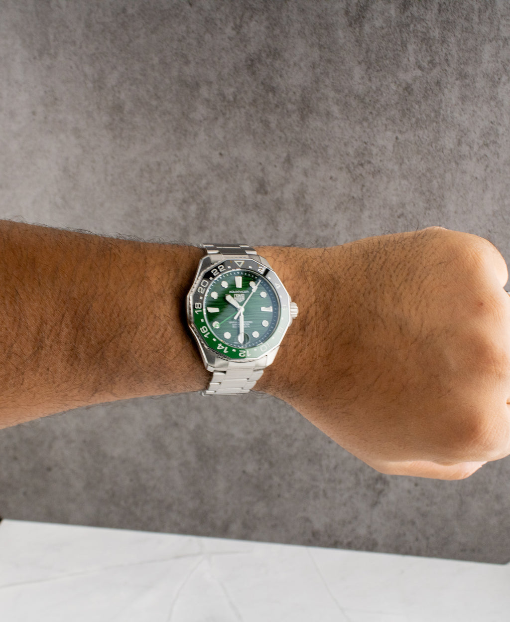 Tag Heuer Aquaracer Professional 300 GMT Automatic GMT Green Dial on Bracelet WBP5115.BA0013 Complete