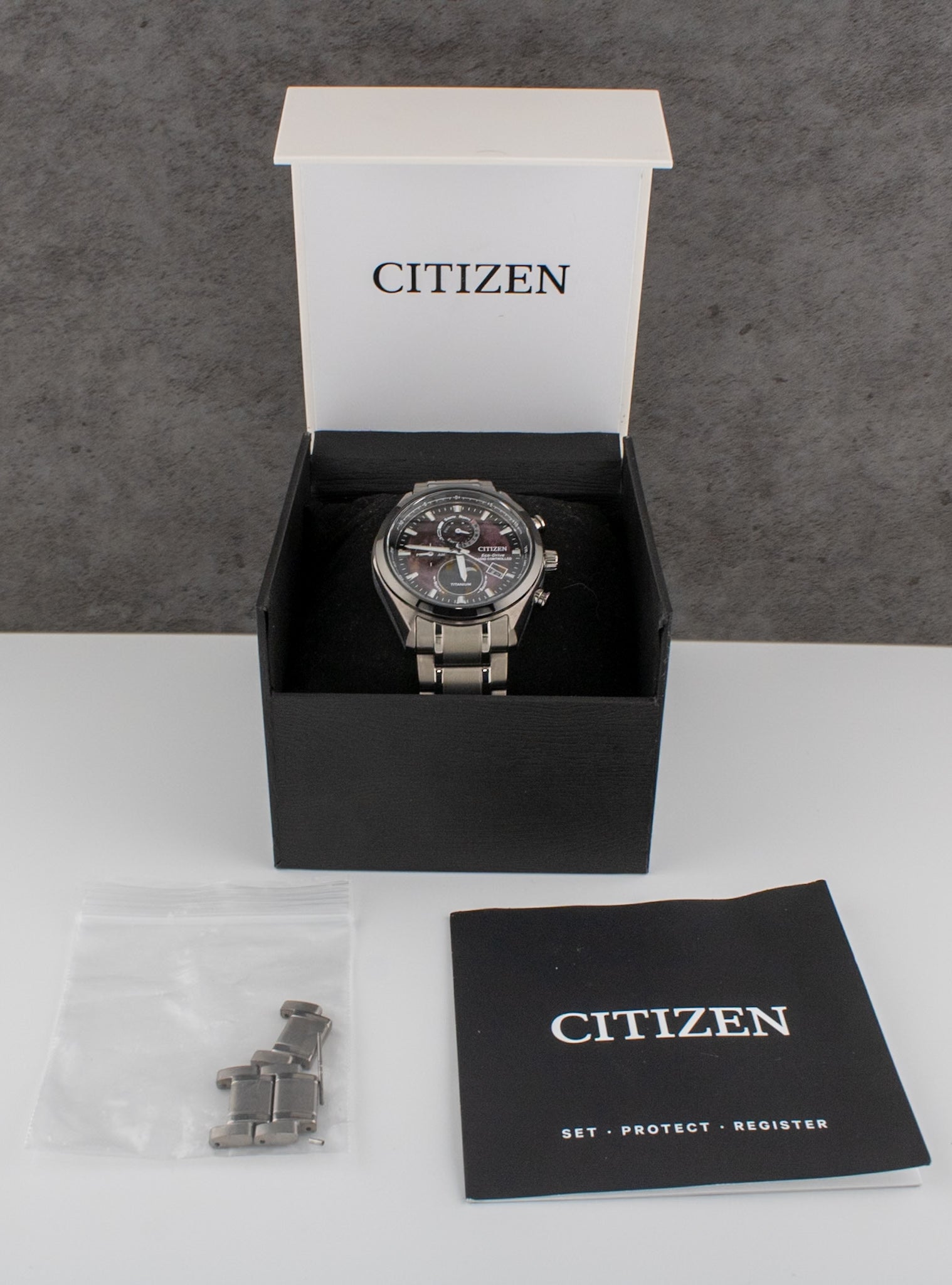 Citizen Tsuki-yomi A-T Moon Phase Purple Dial on Titanium BY1018-80X Complete Open Date