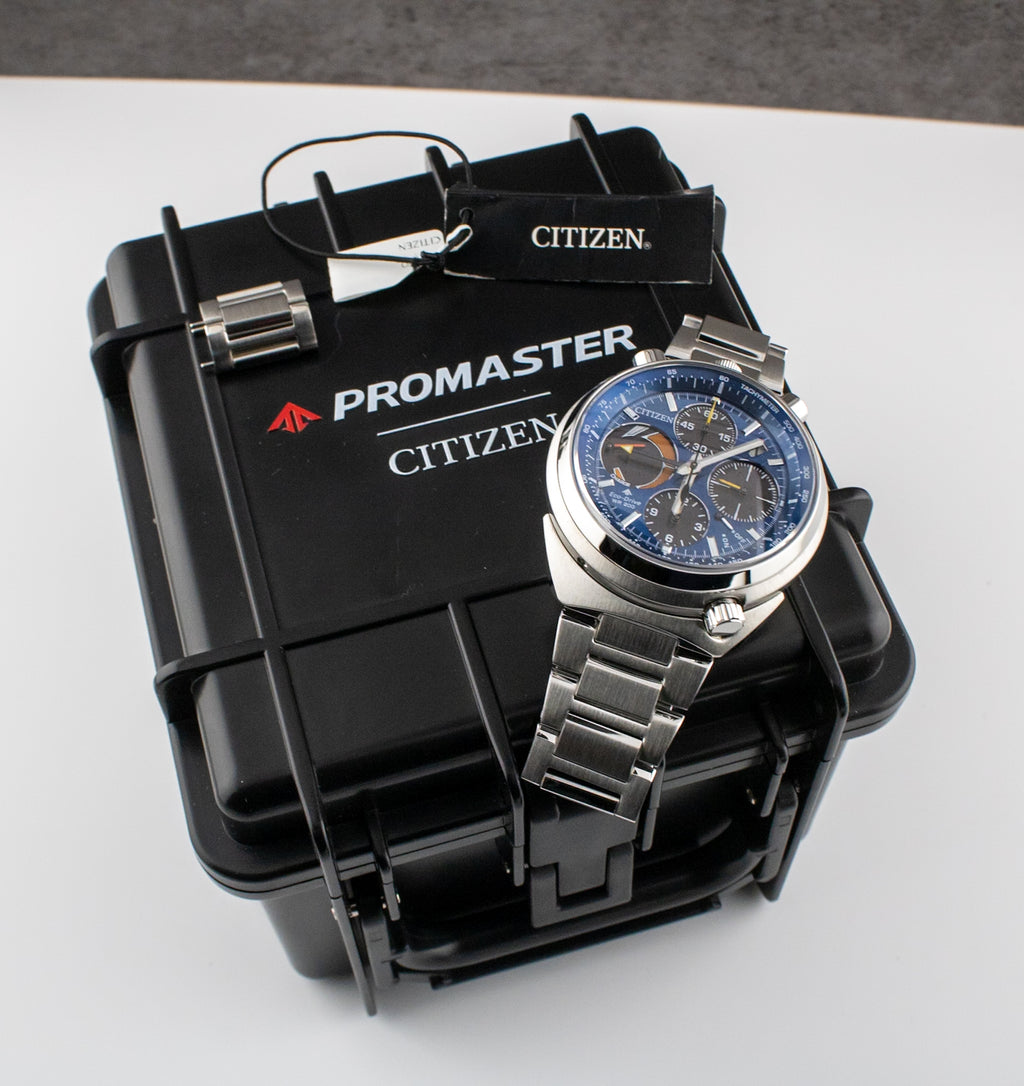 Citizen Promaster Tsuno Chrono Racer Blue Dial on Stainless Steel AV0070-57L with Box