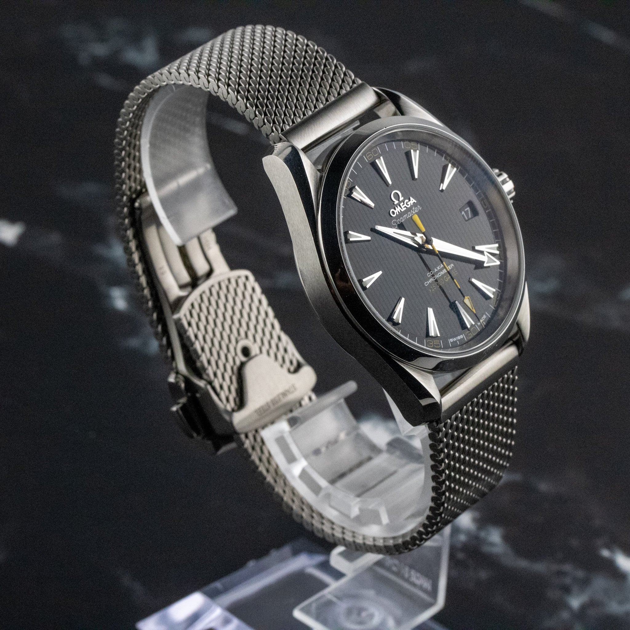 Omega Seamaster Aqua Terra >15,000 Gauss "Bumblebee" 231.12.42.21.01.001 Full Set