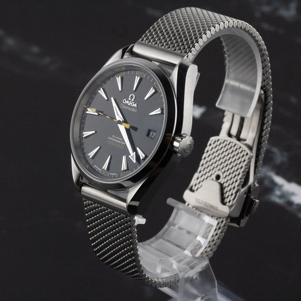 Omega Seamaster Aqua Terra >15,000 Gauss "Bumblebee" 231.12.42.21.01.001 Full Set