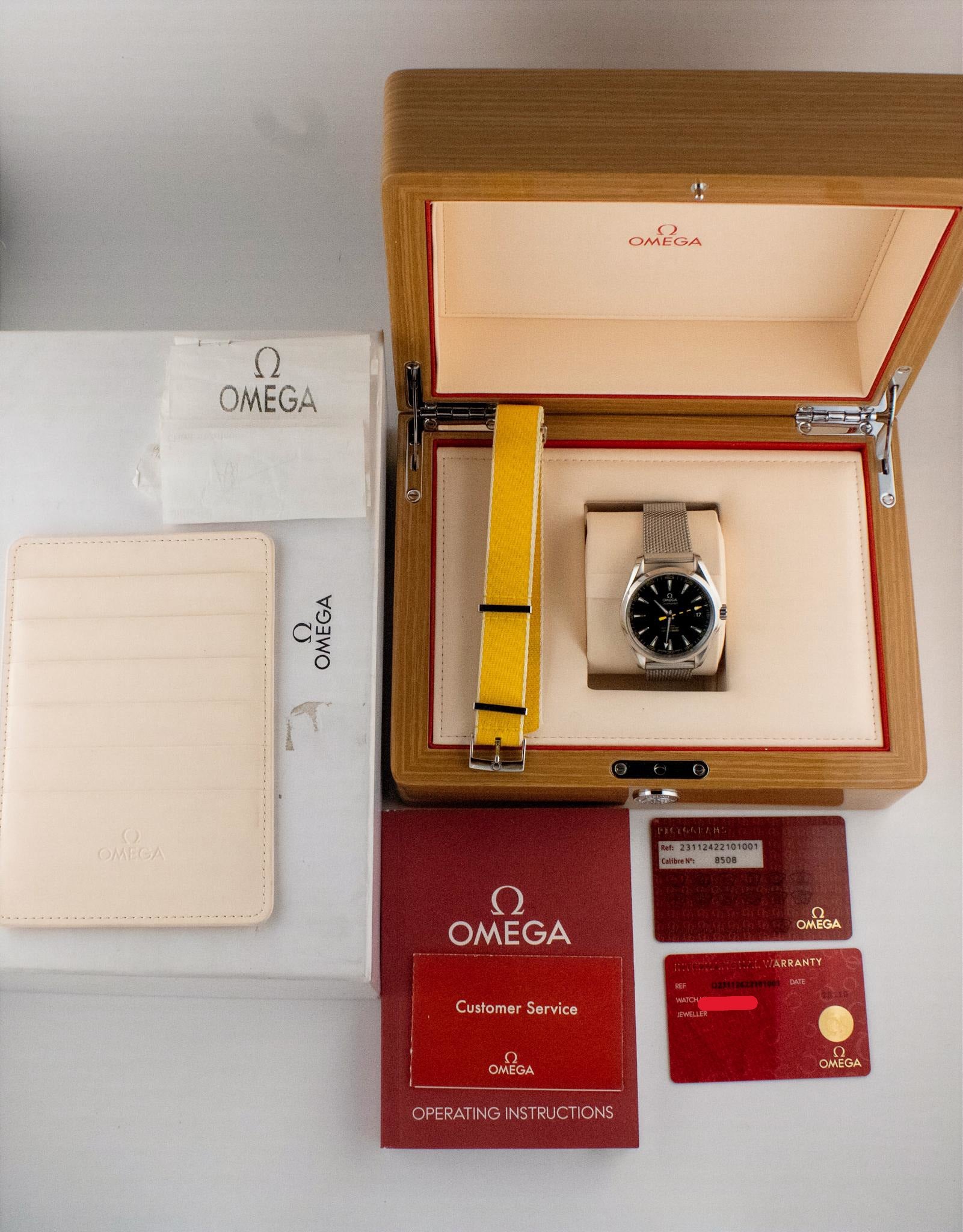 Omega Seamaster Aqua Terra >15,000 Gauss "Bumblebee" 231.12.42.21.01.001 Full Set