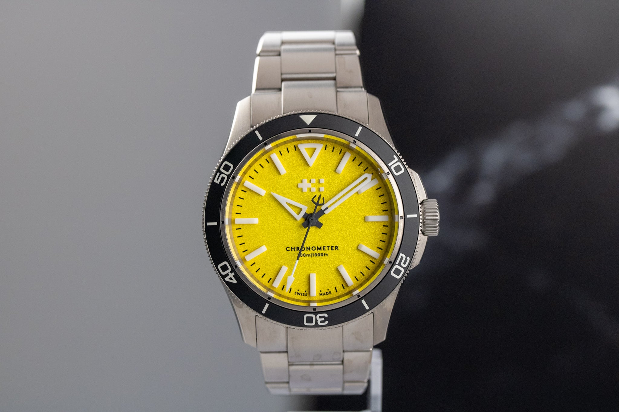 Christopher Ward Titanium Lumiere Yellow Dial on Bracelet C60 300 Ti Lumiere Yellow Complete 2026