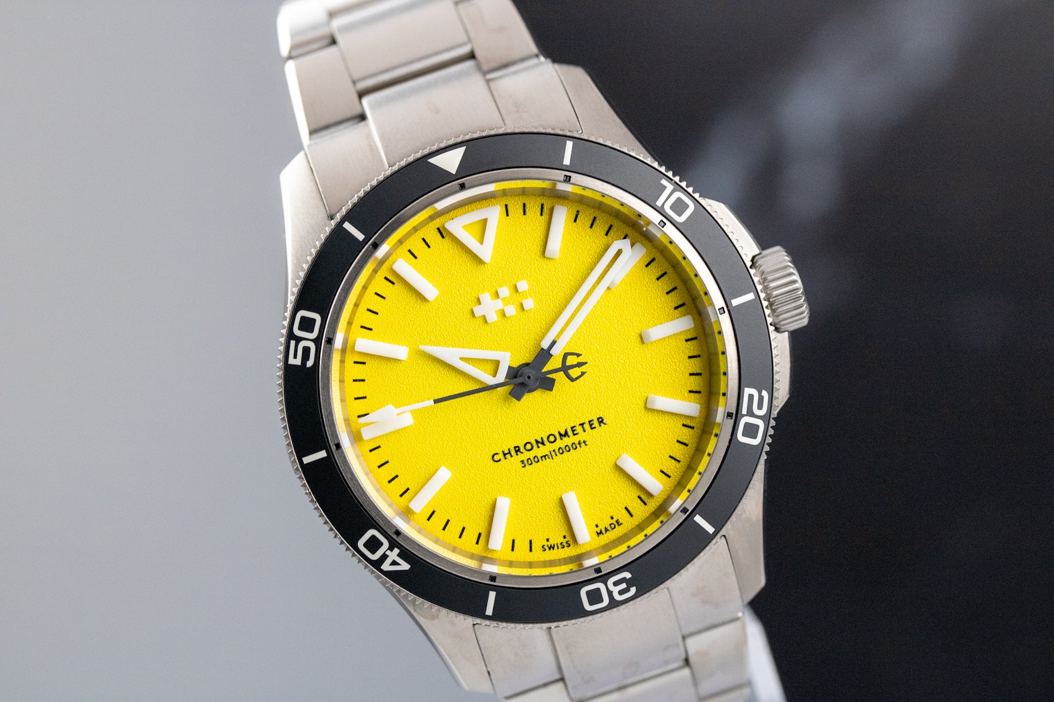 Christopher Ward Titanium Lumiere Yellow Dial on Bracelet C60 300 Ti Lumiere Yellow Complete 2026