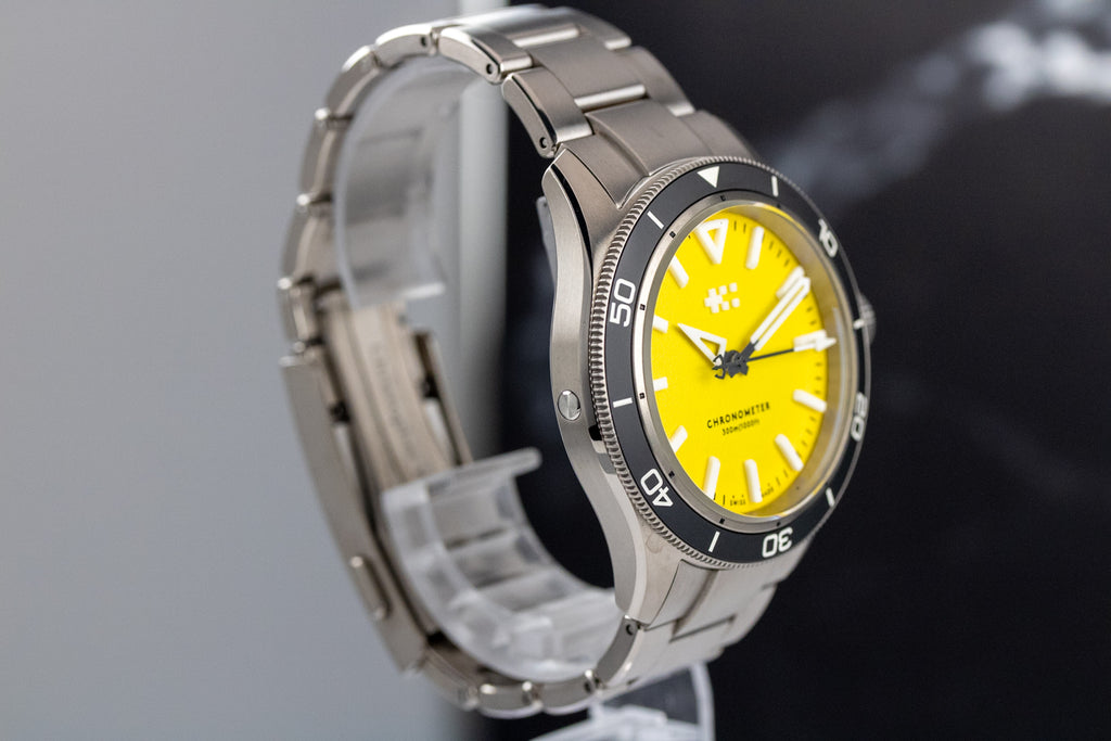 Christopher Ward Titanium Lumiere Yellow Dial on Bracelet C60 300 Ti Lumiere Yellow Complete 2026