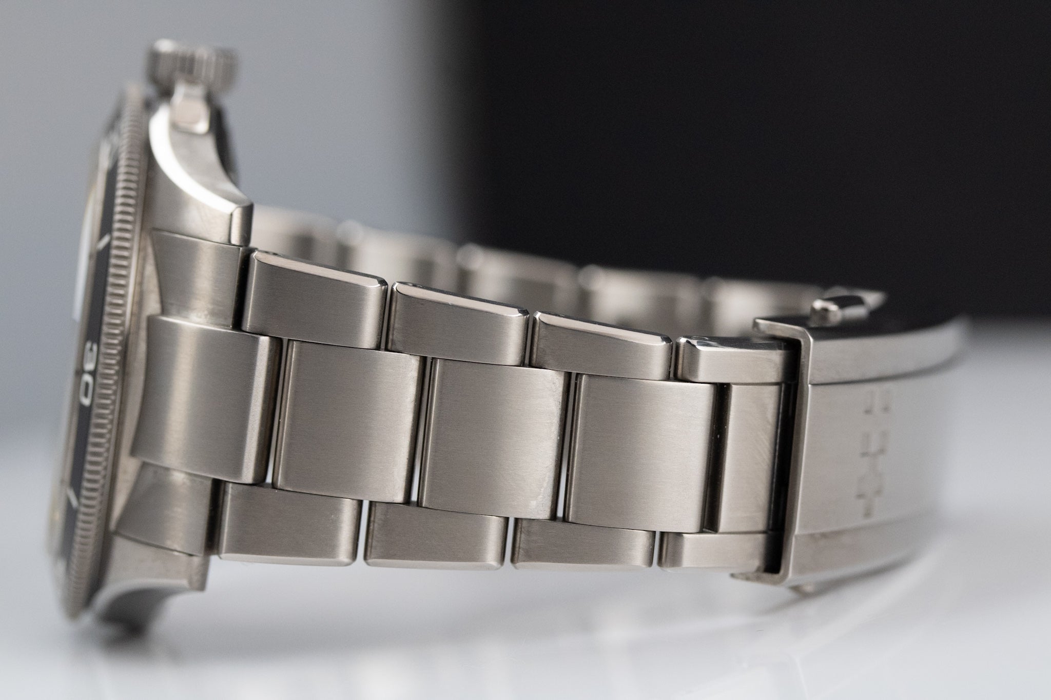 Christopher Ward Titanium Lumiere Yellow Dial on Bracelet C60 300 Ti Lumiere Yellow Complete 2026