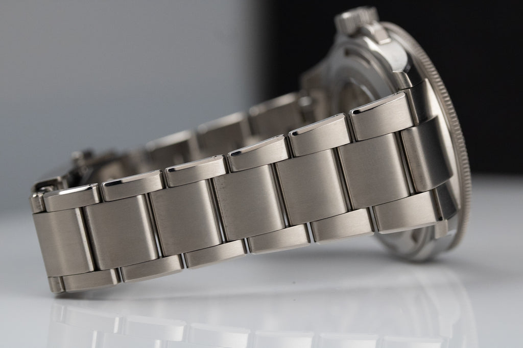 Christopher Ward Titanium Lumiere Yellow Dial on Bracelet C60 300 Ti Lumiere Yellow Complete 2026