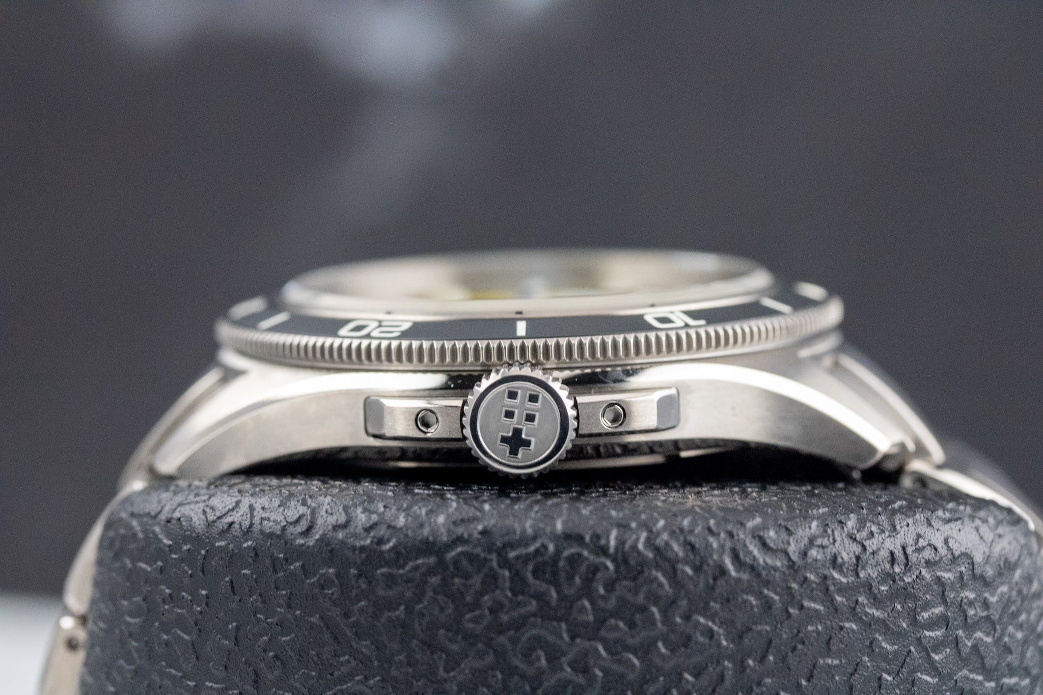 Christopher Ward Titanium Lumiere Yellow Dial on Bracelet C60 300 Ti Lumiere Yellow Complete 2026
