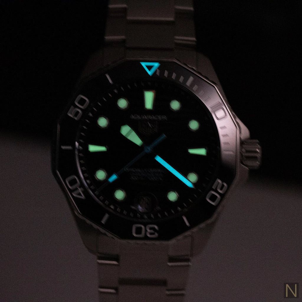 Tag Heuer Aquaracer Professional 300 Date Automatic Black Dial on Bracelet WBP5110.BA0013
