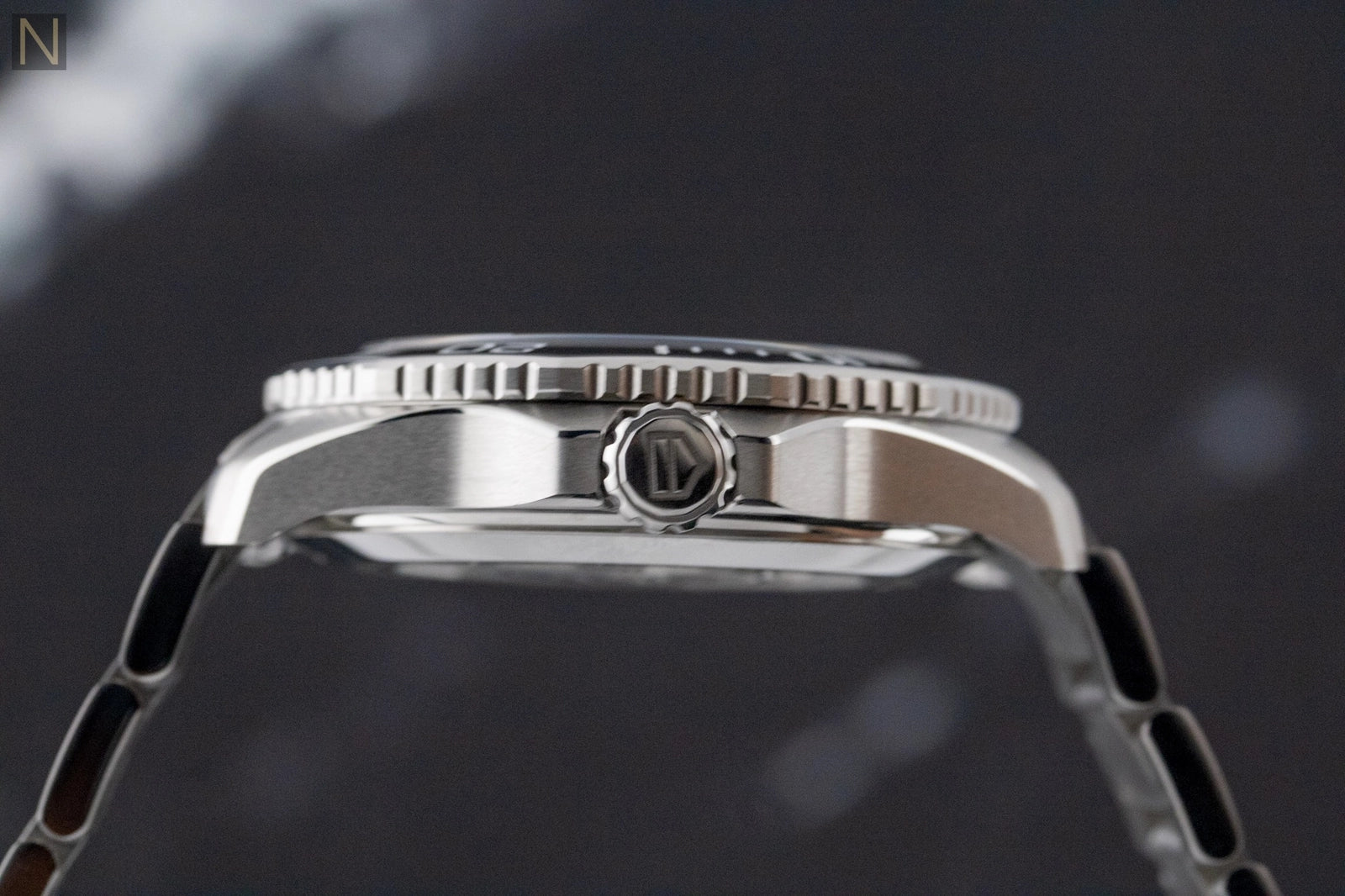 Tag Heuer Aquaracer Professional 300 Date Automatic Black Dial on Bracelet WBP5110.BA0013