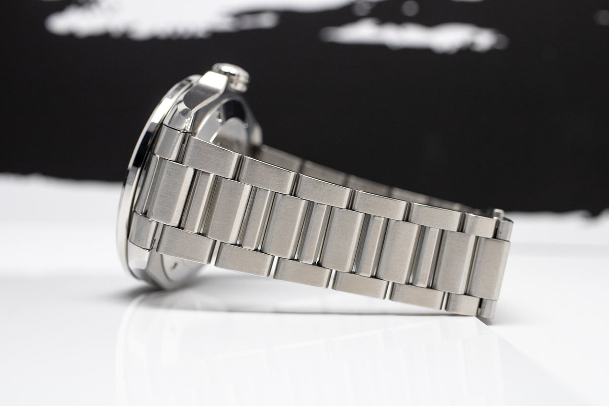 TAG Heuer Grand Carrera Calibre 8 GMT WAV5112.BA0901 Silver Dial Automatic Chronometer
