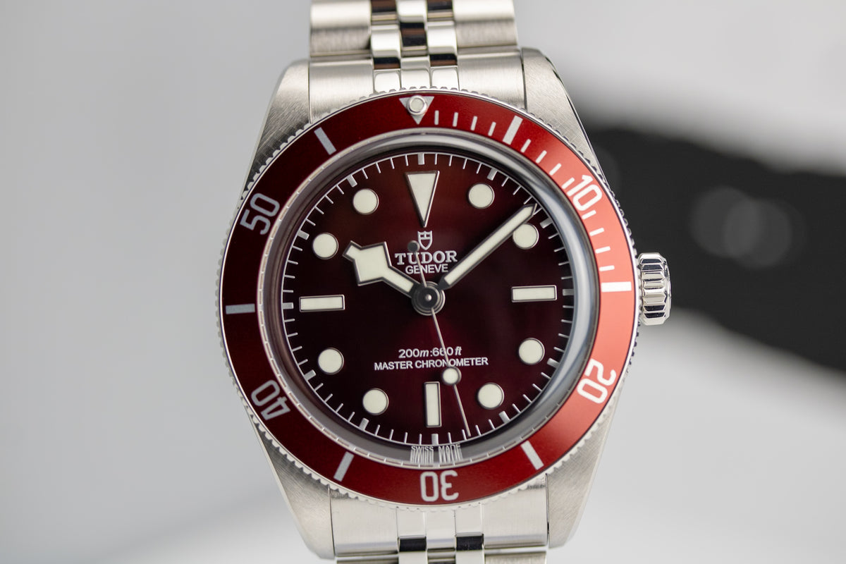 Tudor Black Bay 58 Burgundy 7939A1A0RU METAS 39mm Five-Link Bracelet