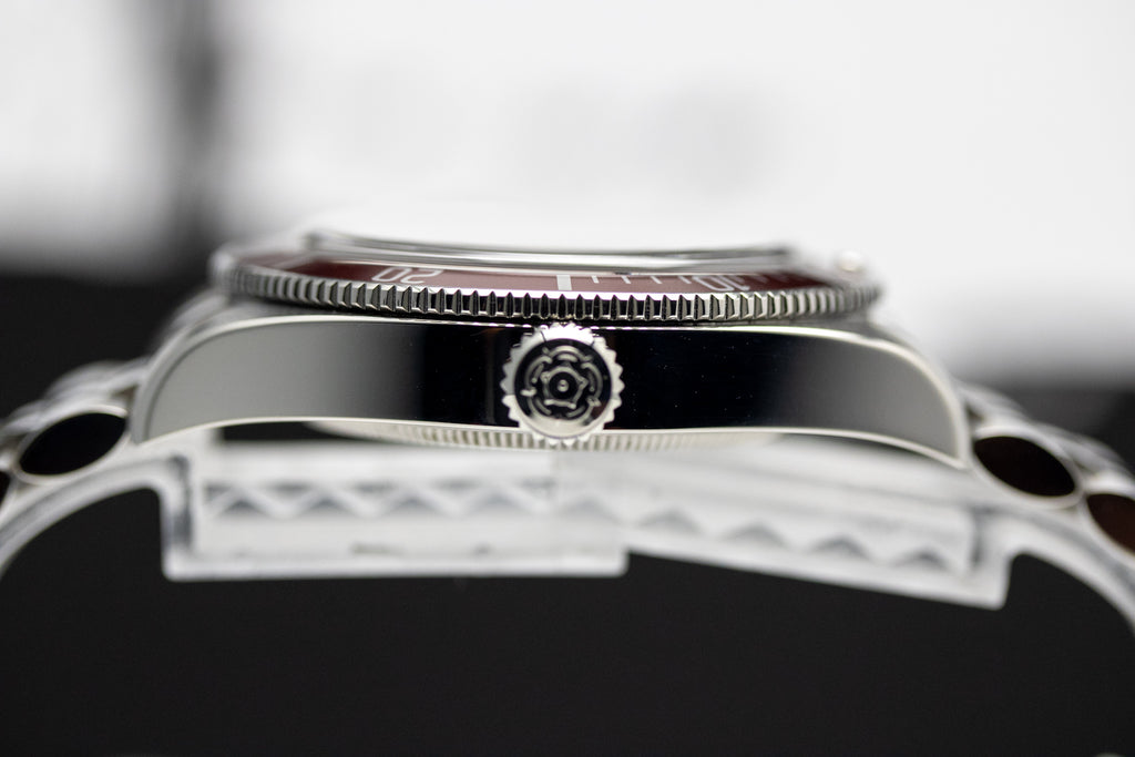 Tudor Black Bay 58 Burgundy 7939A1A0RU METAS 39mm Five-Link Bracelet