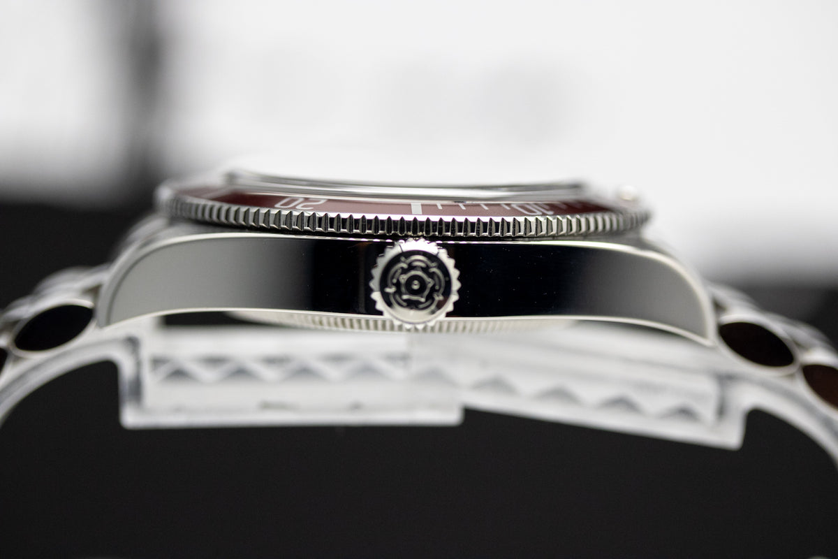 Tudor Black Bay 58 Burgundy 7939A1A0RU METAS 39mm Five-Link Bracelet