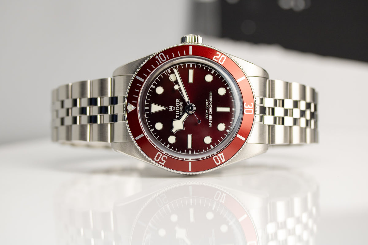 Tudor Black Bay 58 Burgundy 7939A1A0RU METAS 39mm Five-Link Bracelet