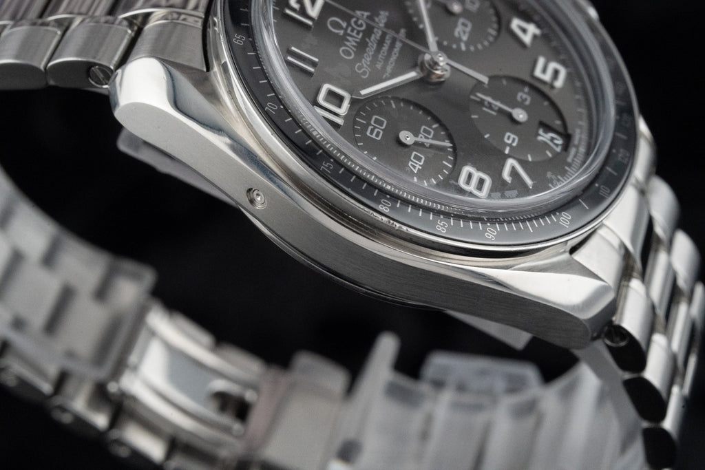 Omega Speedmaster Date 38 324.30.38.40.06.001 Grey Dial Automatic Chronograph Steel Bracelet