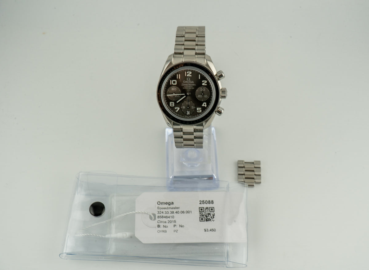 Omega Speedmaster Date 38 324.30.38.40.06.001 Grey Dial Automatic Chronograph Steel Bracelet