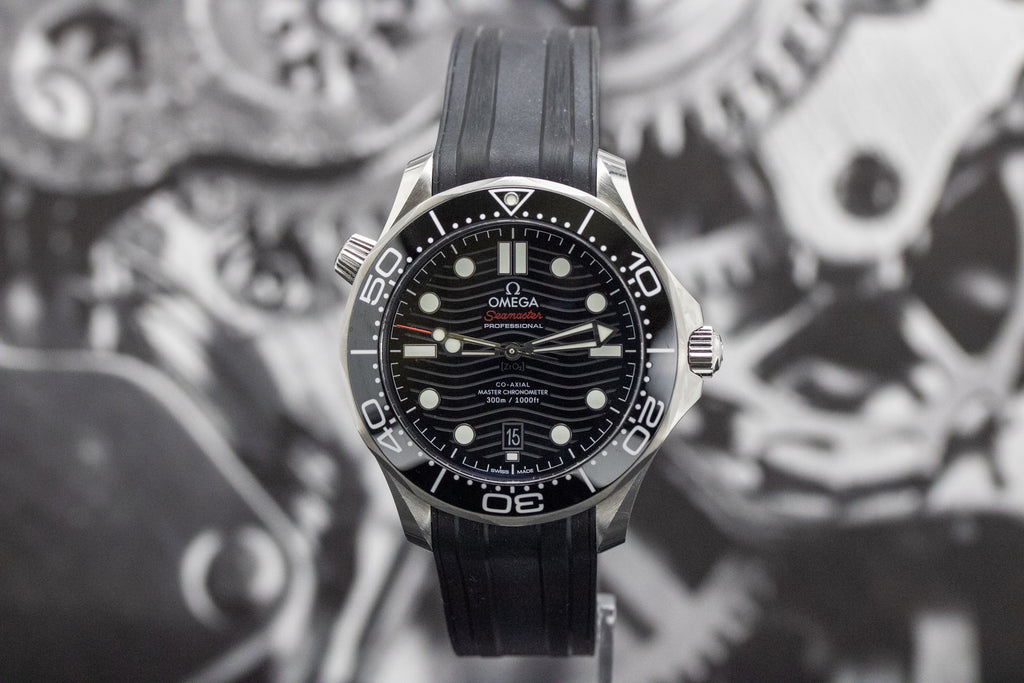 Omega Seamaster Diver 300M 210.32.42.20.01.001 Black Dial Rubber Strap 42mm