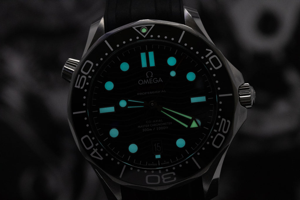 Omega Seamaster Diver 300M 210.32.42.20.01.001 Black Dial Rubber Strap 42mm