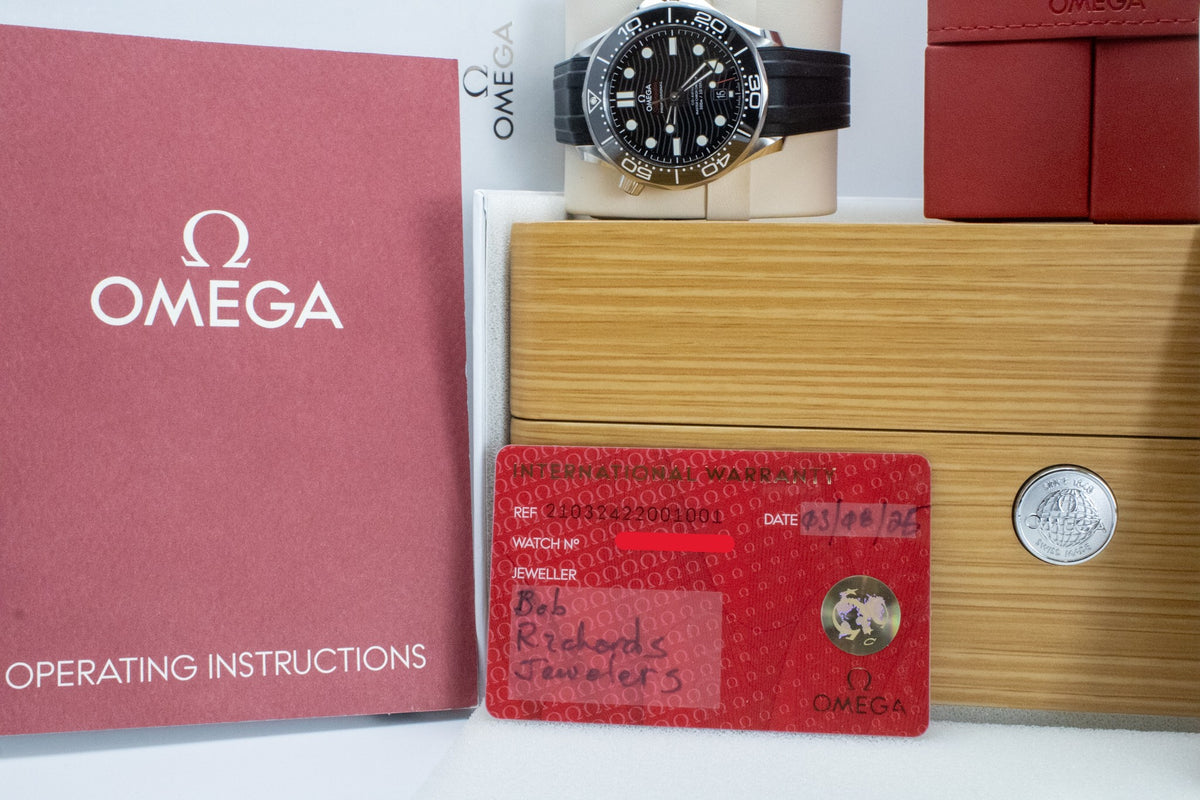 Omega Seamaster Diver 300M 210.32.42.20.01.001 Black Dial Rubber Strap 42mm