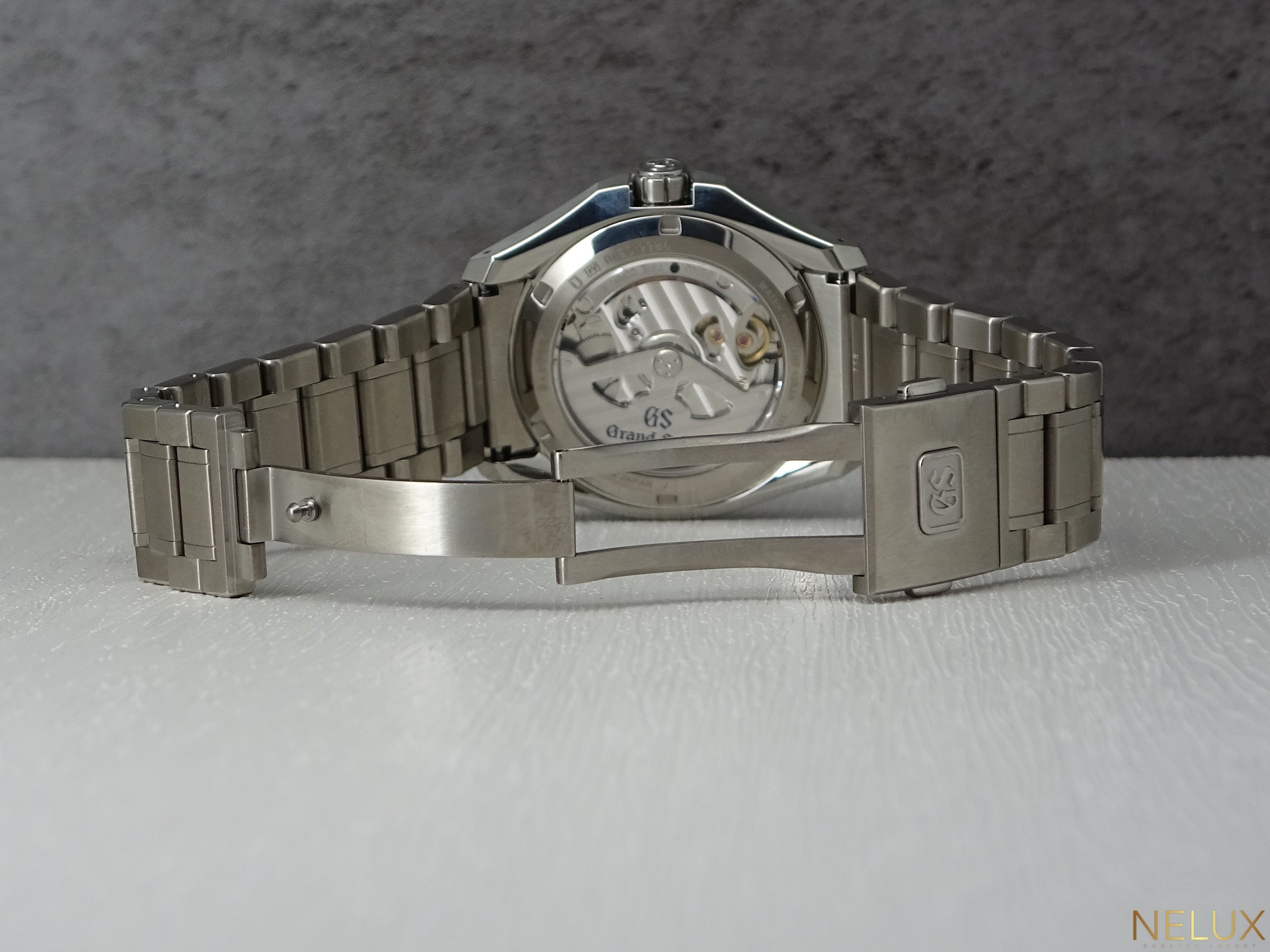 2023 Grand Seiko Evolution 9 Titanium Spring Drive GMT SBGE285 – Extra Strap – Full Set