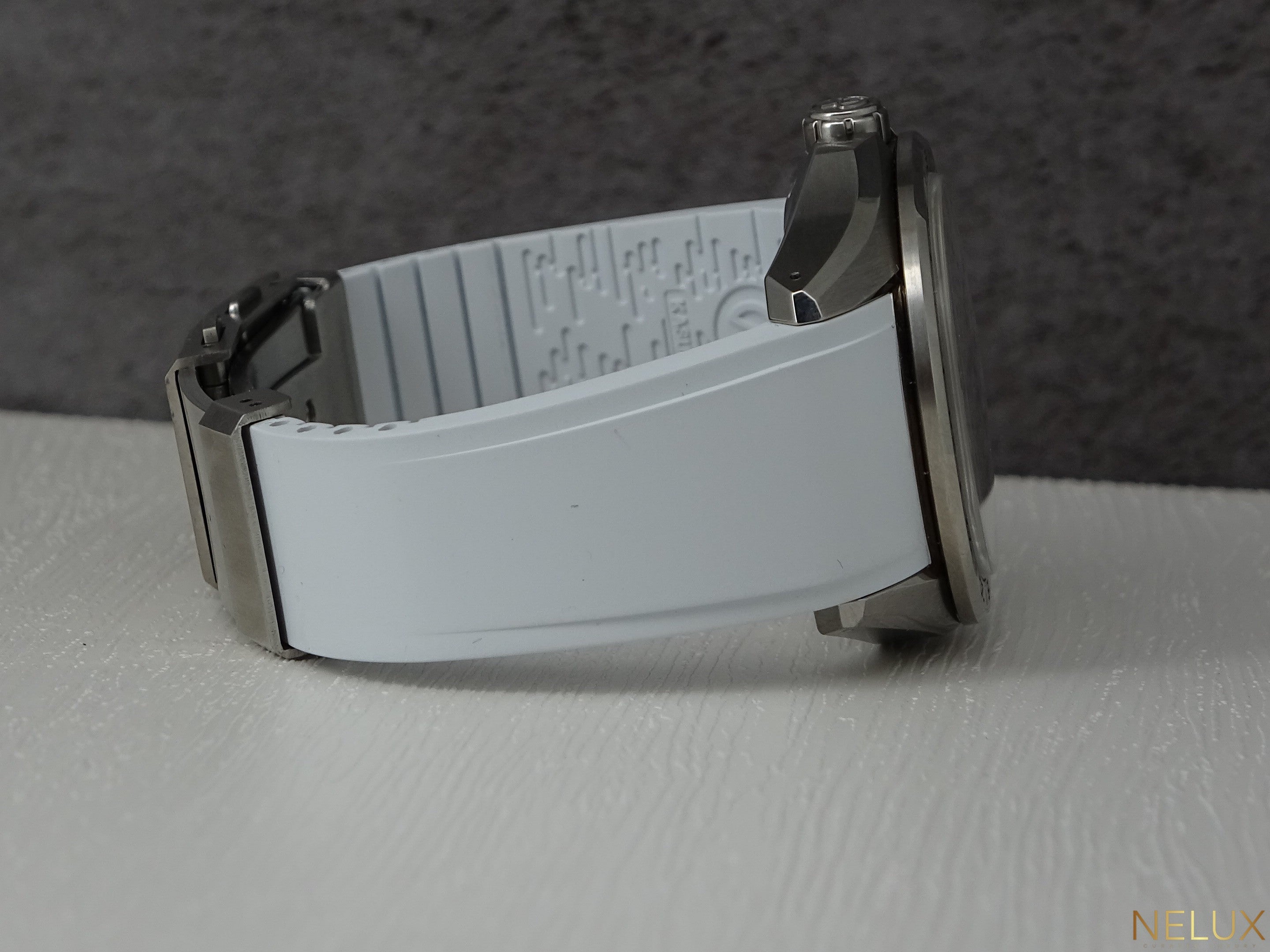 2023 Grand Seiko Evolution 9 Titanium Spring Drive GMT SBGE285 – Extra Strap – Full Set