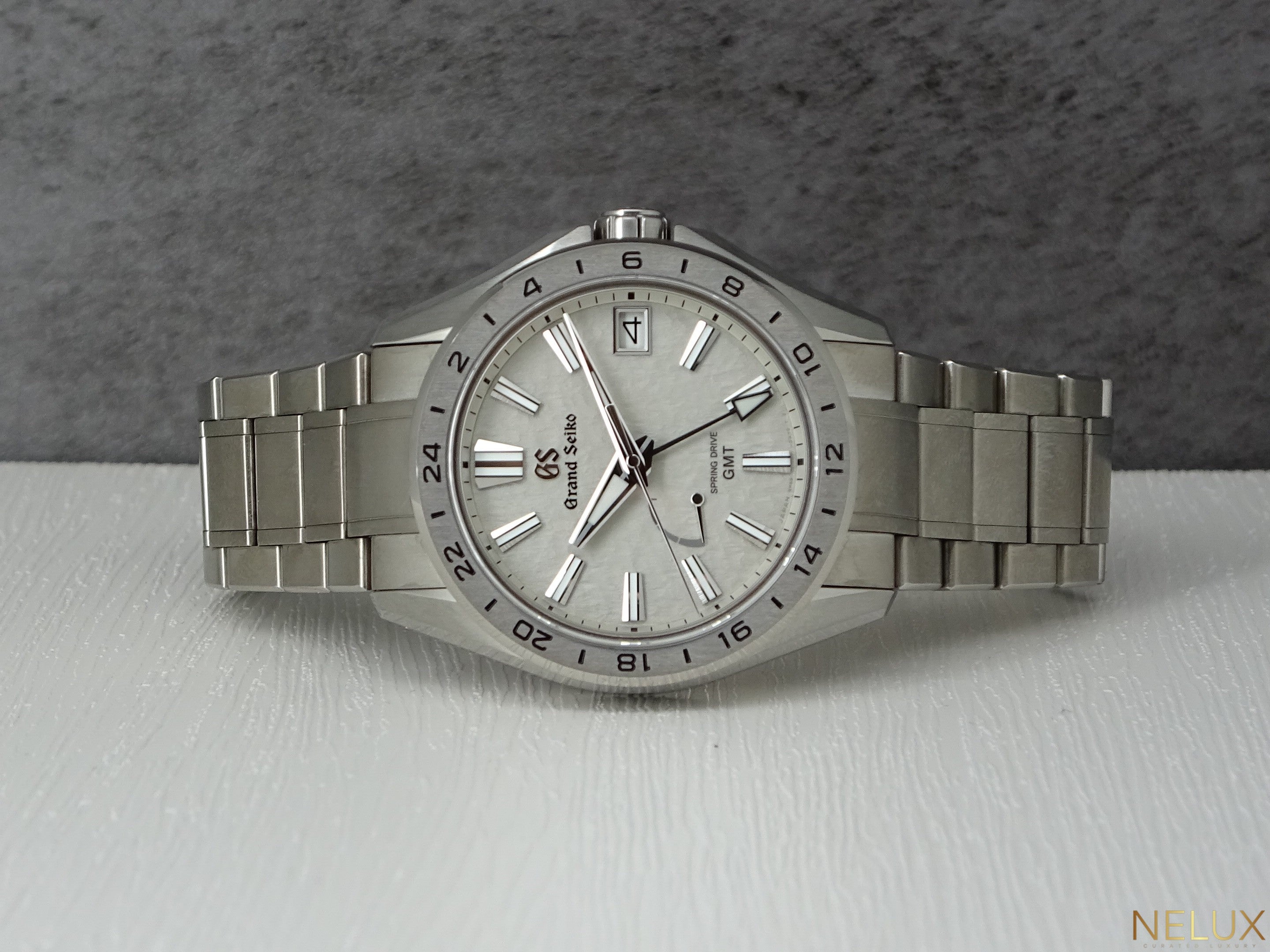 2023 Grand Seiko Evolution 9 Titanium Spring Drive GMT SBGE285 – Extra Strap – Full Set