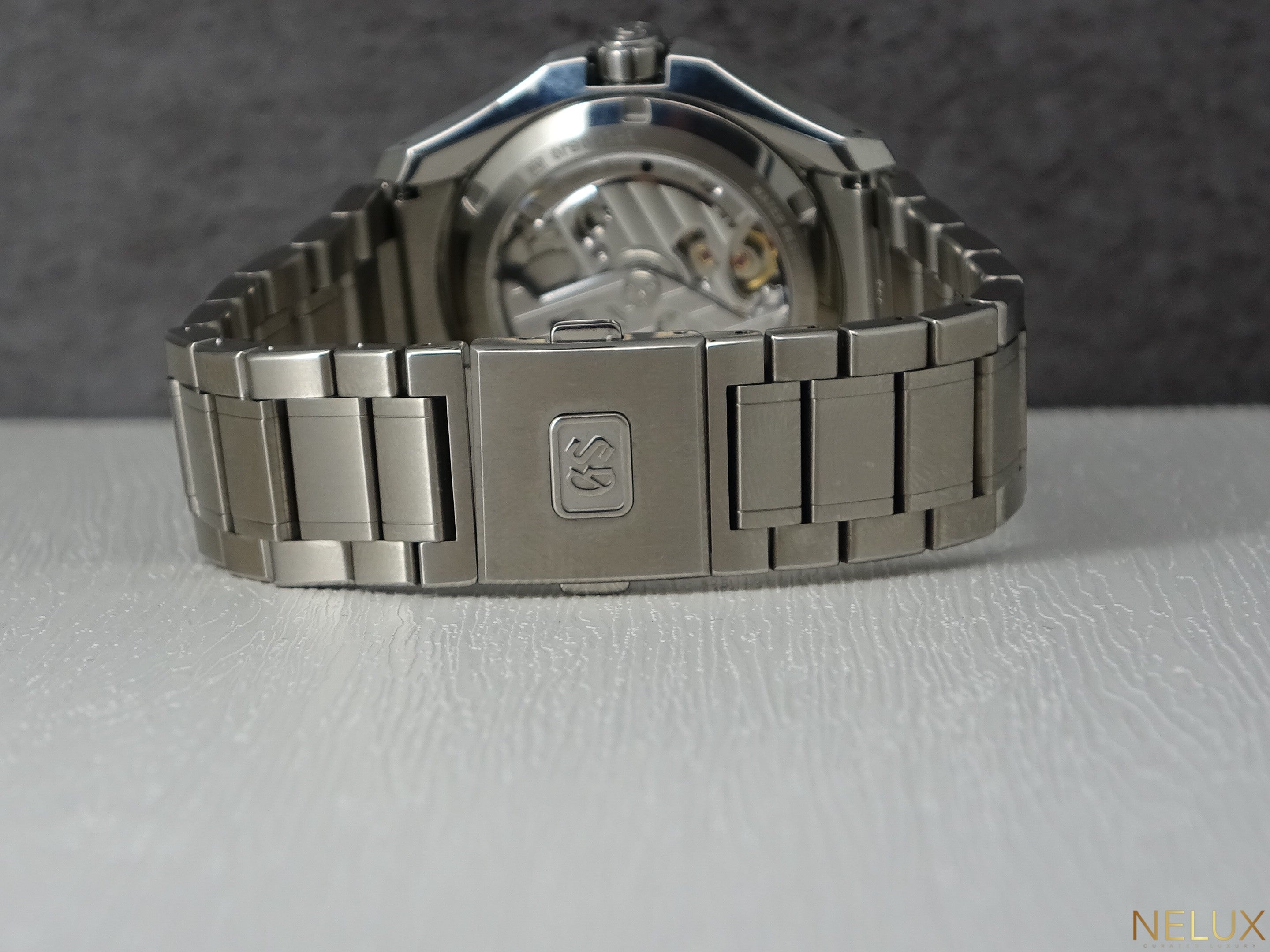 2023 Grand Seiko Evolution 9 Titanium Spring Drive GMT SBGE285 – Extra Strap – Full Set