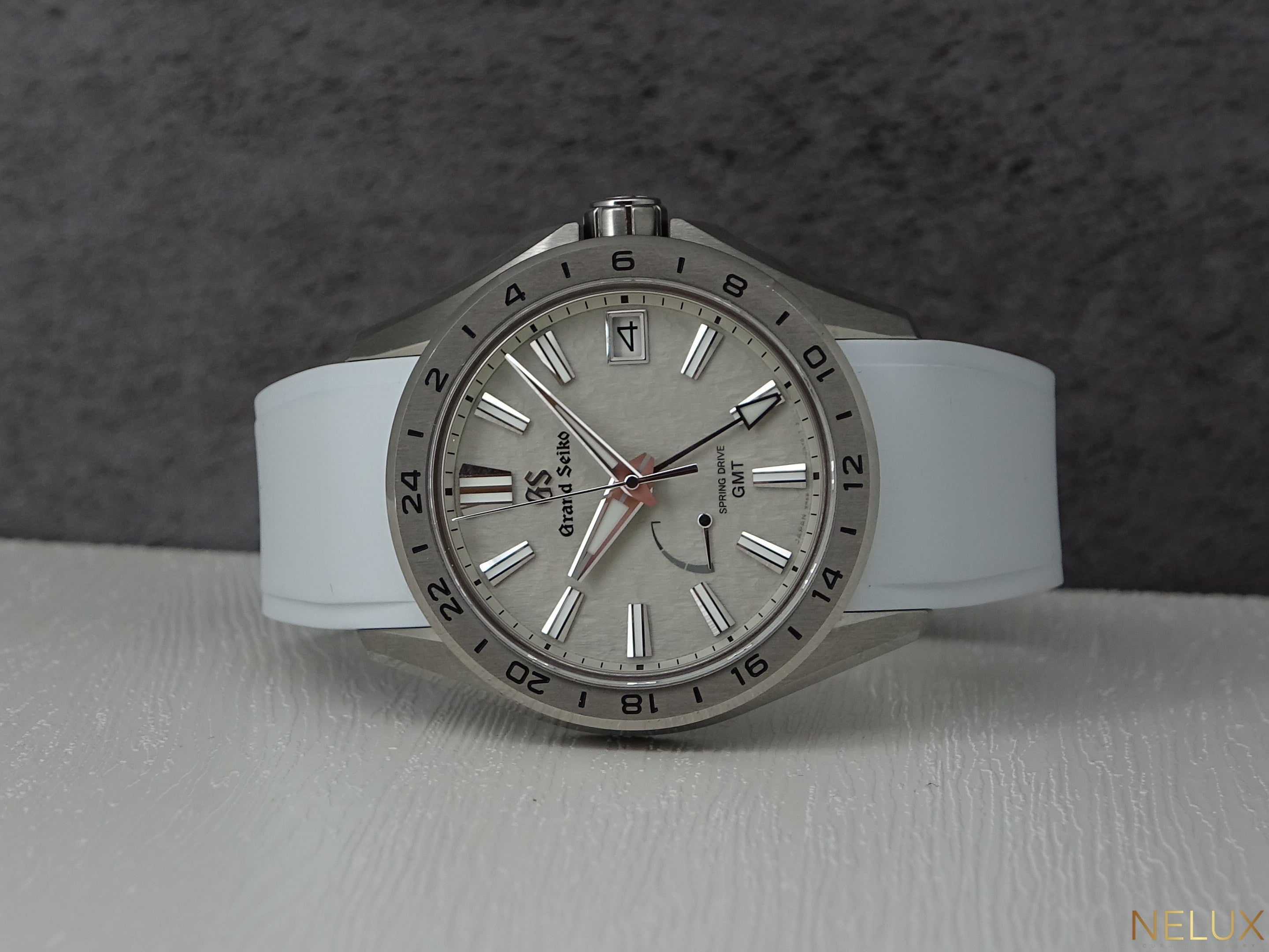 2023 Grand Seiko Evolution 9 Titanium Spring Drive GMT SBGE285 – Extra Strap – Full Set