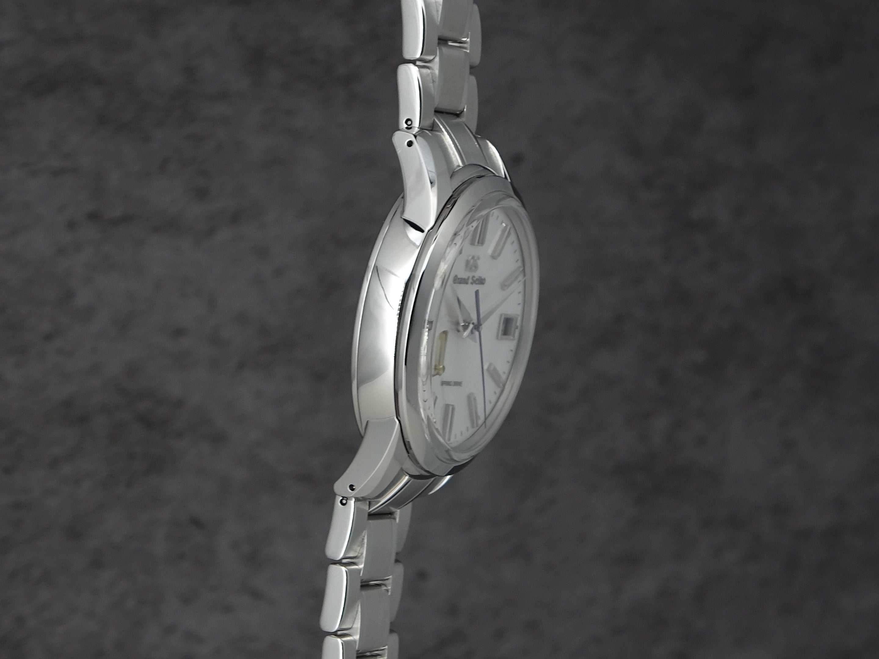 Grand Seiko SBGA451G “Mt. Fuji Snowy Winter” – Limited Edition – Full Set + Artwork + Extra Strap