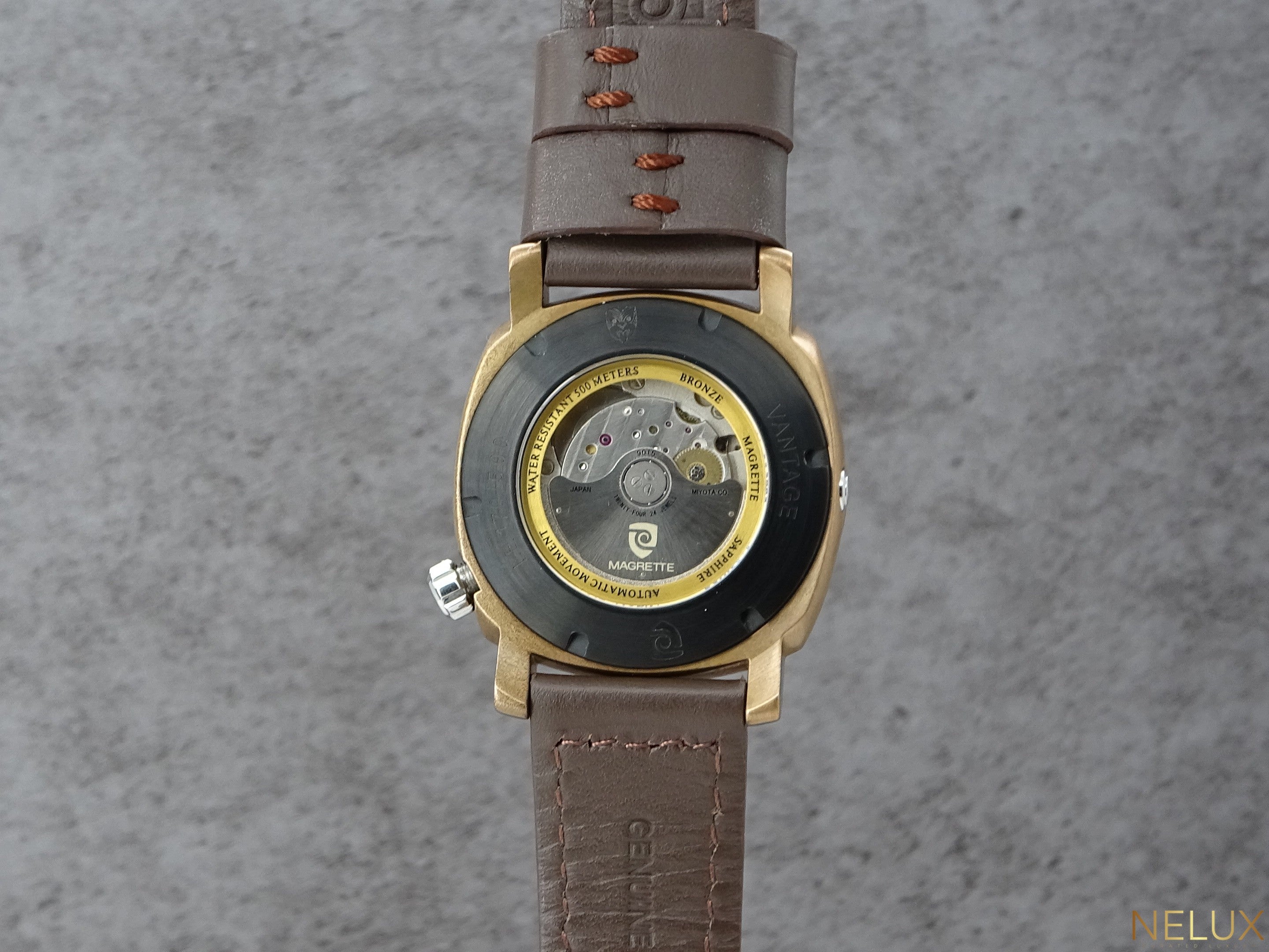Magrette Vantage Bronze – Full Set – Unworn NATO & Black Strap