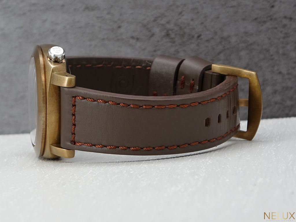 Magrette Vantage Bronze – Full Set – Unworn NATO & Black Strap