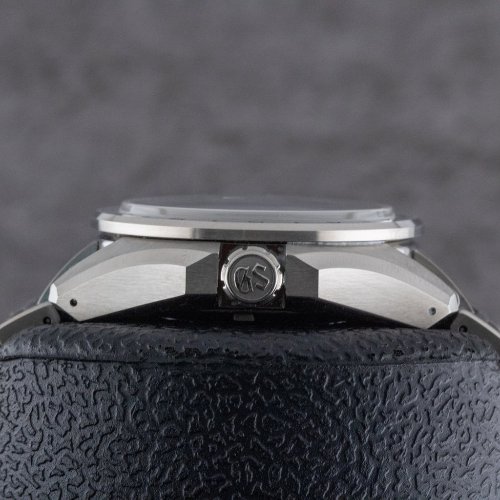 Grand Seiko Evolution 9 Spring Drive GMT Black Dial on Titanium SBGE283 Complete 2022