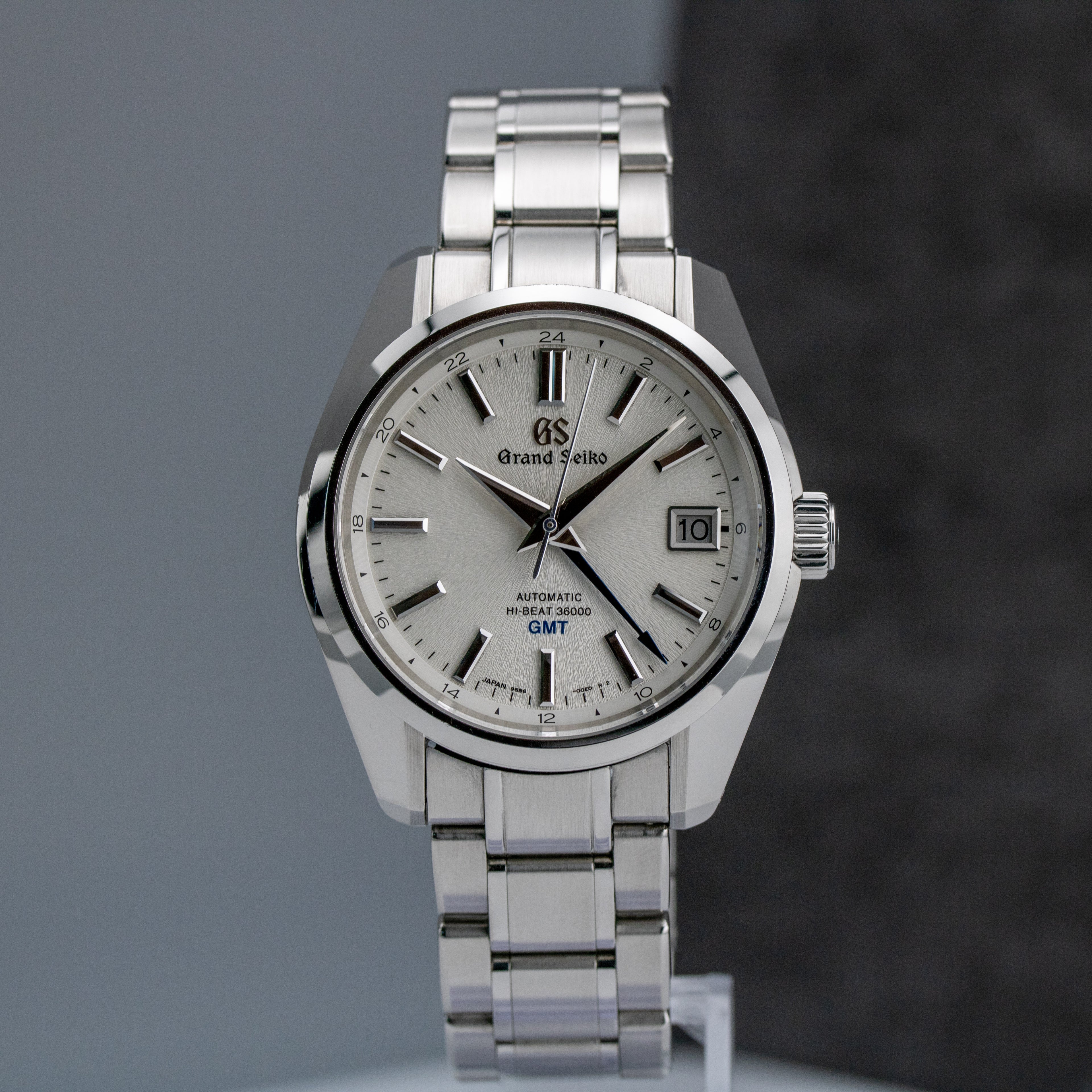 Grand Seiko Hi-Beat GMT White Dial on Stailess Steel SBJG201 Complete 2022