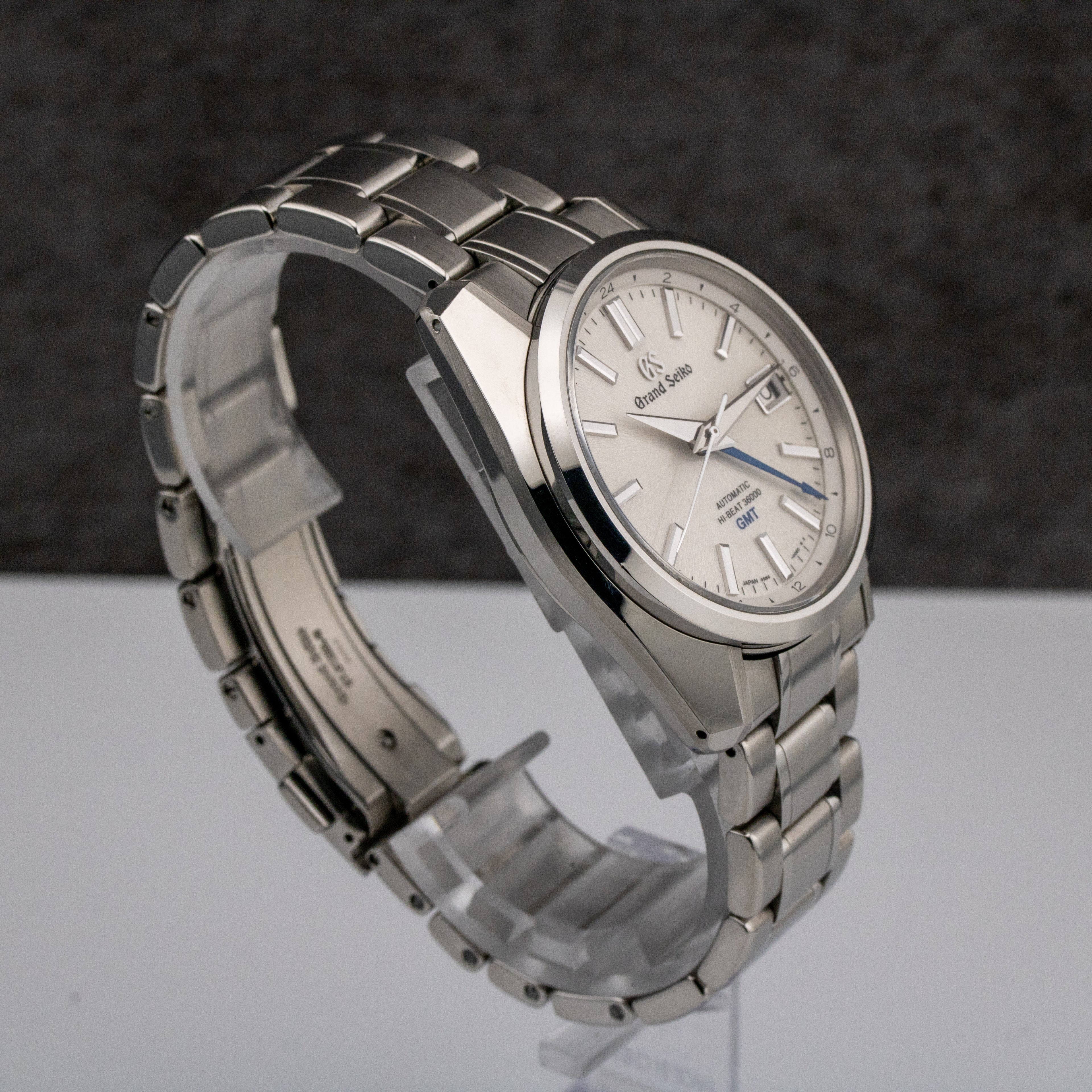 Grand Seiko Hi-Beat GMT White Dial on Stailess Steel SBJG201 Complete 2022