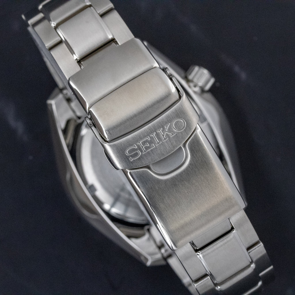 Seiko Prospex White Dial on Steel SPB427J1 Complete Open Date
