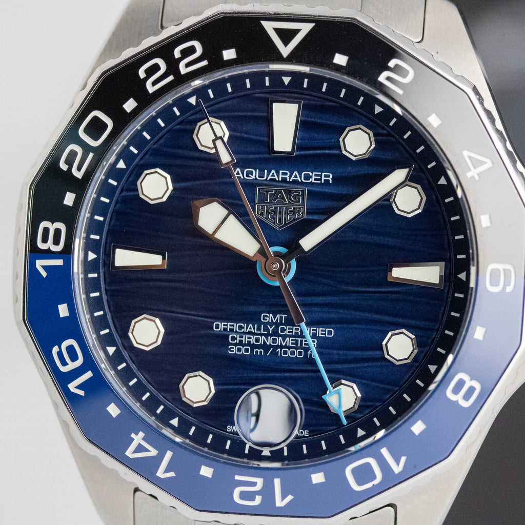 Tag Heuer Aquaracer Professional 300 GMT Automatic GMT Blue Dial on Bracelet WBP5114.BA0013 2024