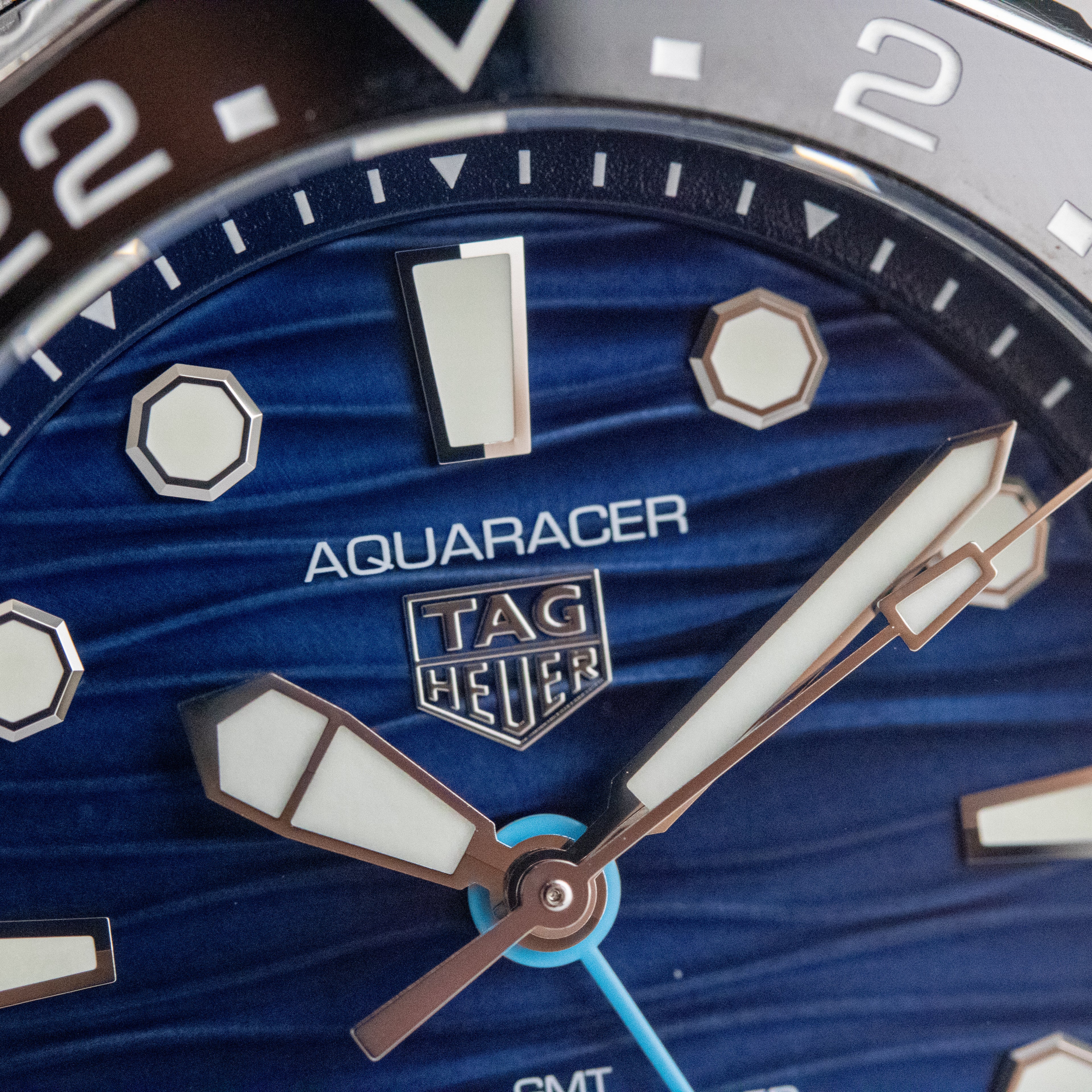 Tag Heuer Aquaracer Professional 300 GMT Automatic GMT Blue Dial on Bracelet WBP5114.BA0013 2024
