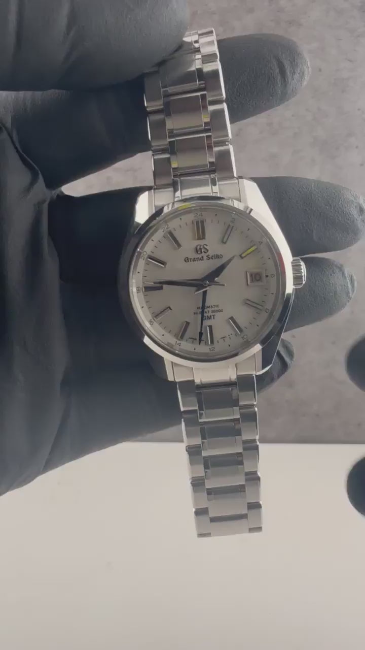 Grand Seiko Hi-Beat GMT White Dial on Stailess Steel SBJG201 Complete 2022